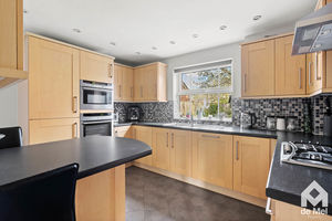 Photo 14- click for photo gallery